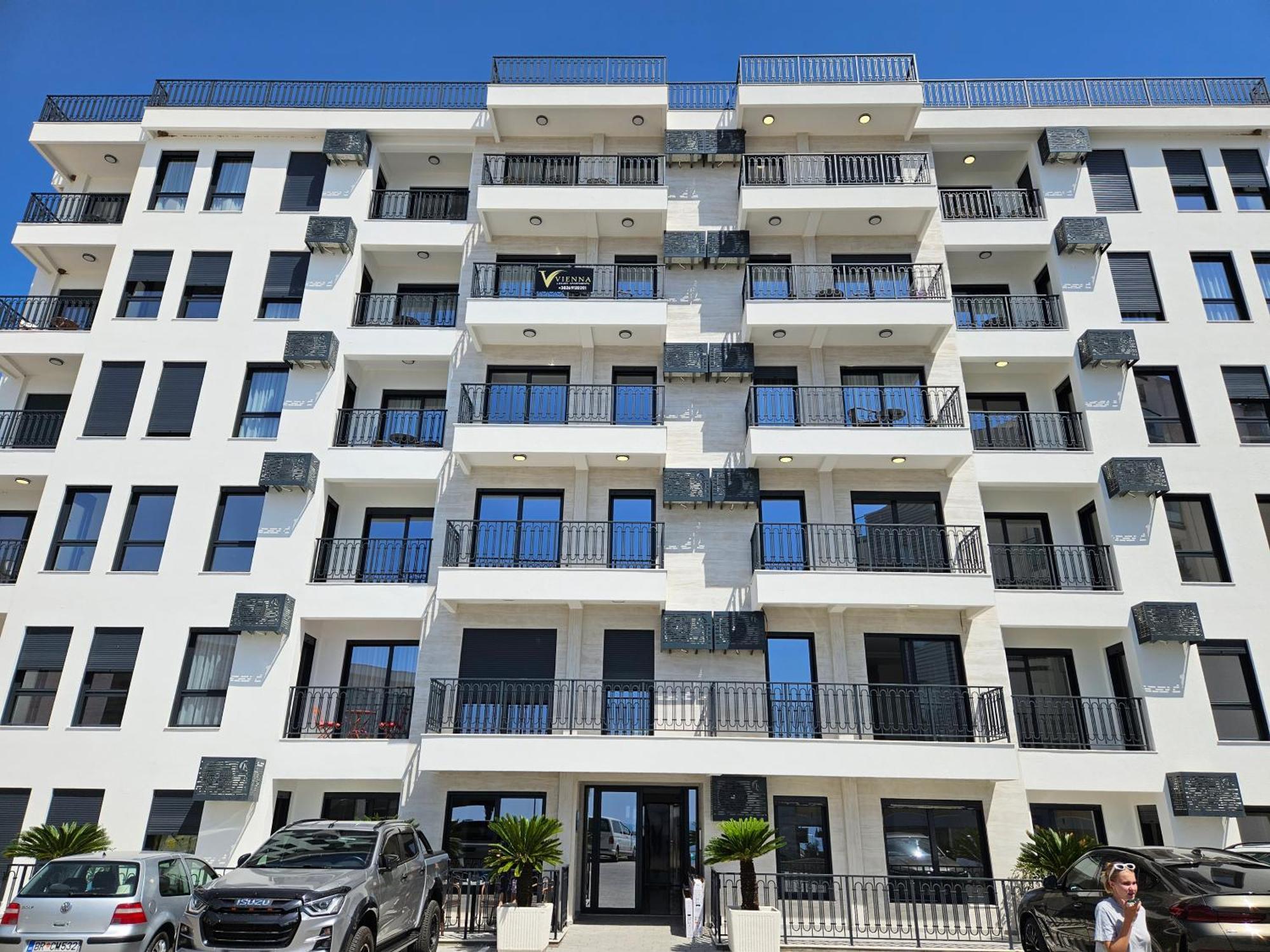 Vienna Luxury Apartments Dobra Voda Eksteriør bilde